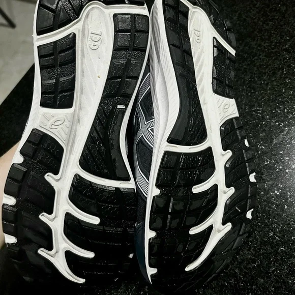 ASICS Women's Gel Contend 8 Navy and White Athletic Shoes Size 8.5 - Picture 3 of 7